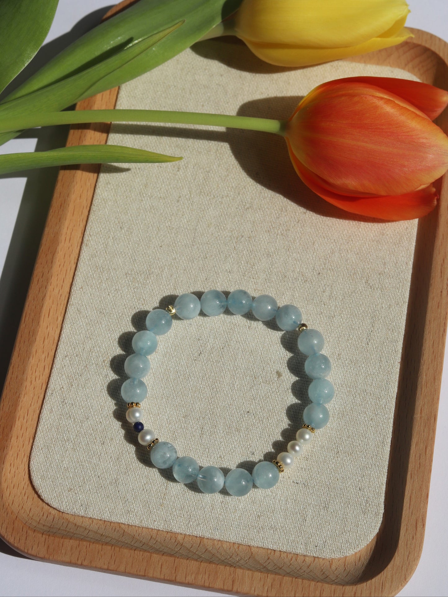 【Element Wasser】Armband mit Aquamarin, Lapislazuli & Perlen｜Fließende Harmonie